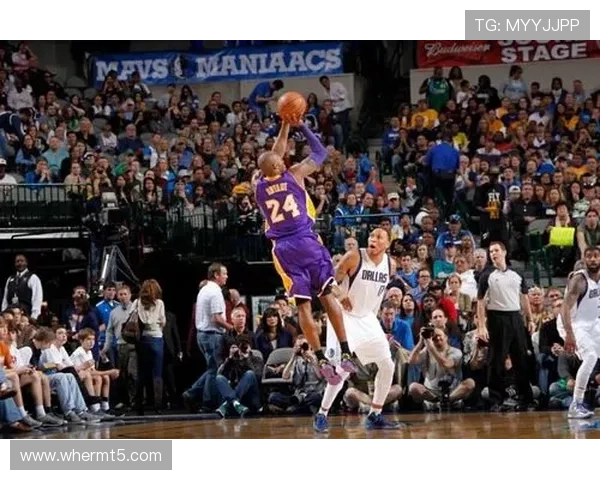 白魔砍26分8断助火箭大胜 小科比后仰准绝杀上演精彩瞬间